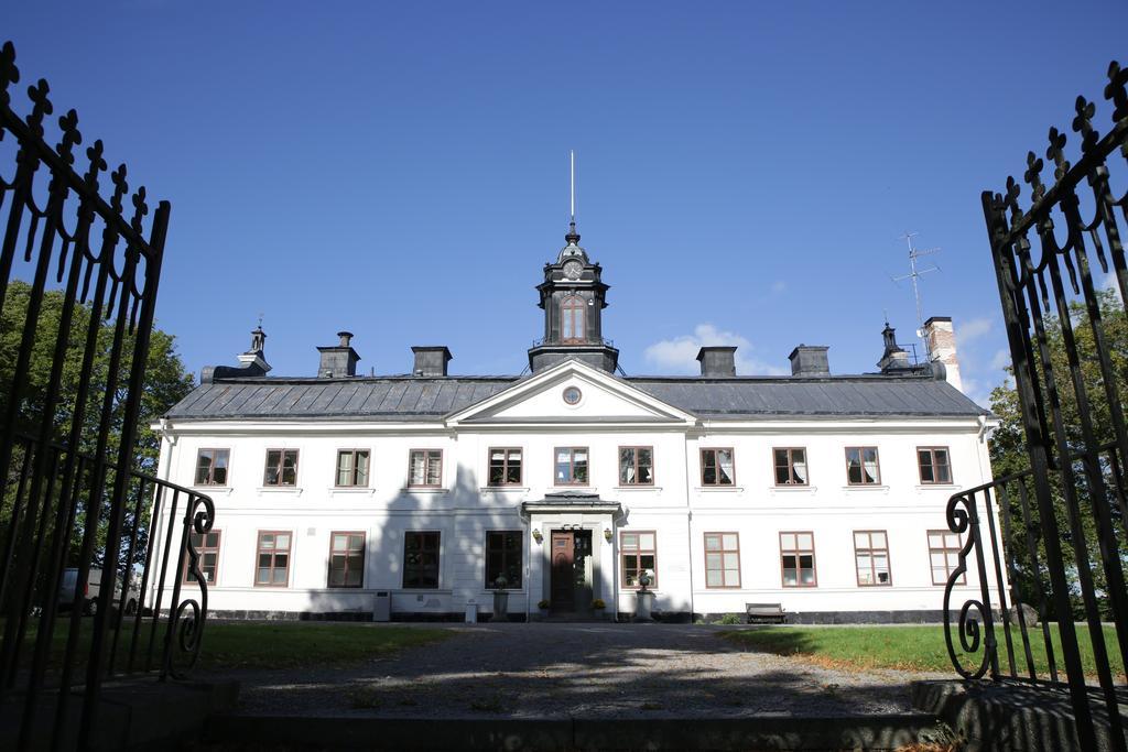 易克略Kaggeholms Slott住宿加早餐旅馆 外观 照片