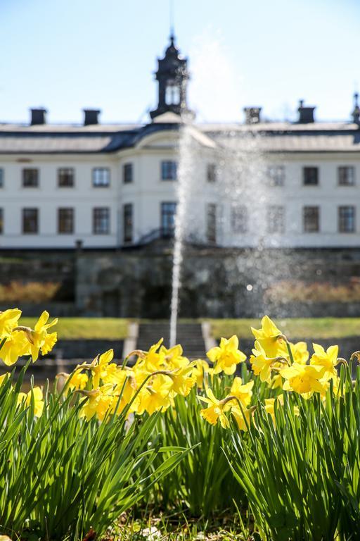 易克略Kaggeholms Slott住宿加早餐旅馆 外观 照片